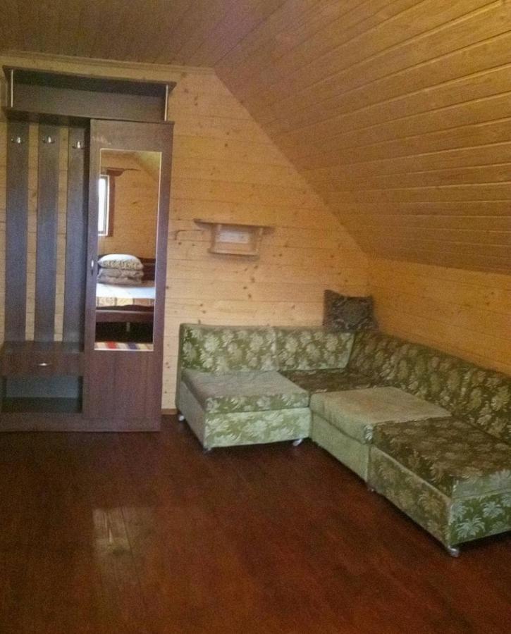 Котедж Біля Річки Kelechin Εξωτερικό φωτογραφία